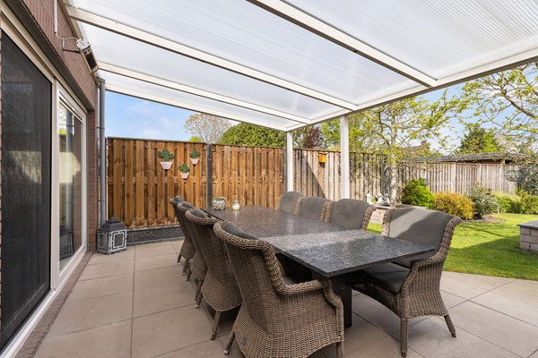 Foto - Te koop:  Royale twee-onder-een-kapwoning met comfort en ruimte!